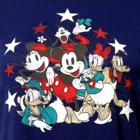 ❤️NWT VINTAGE TORRIID DISNEY TEE  MICKEY MOUSE & FRIENDS AMERICANA PLUS SIZE - Picture 2 of 14